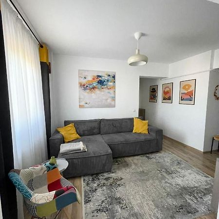 Cozy Apartment - Near Airport And Palas Mall Iasi Exterior foto
